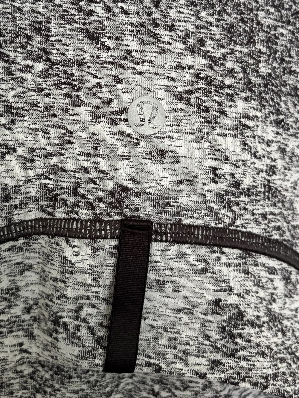 14. Size 12 LULULEMON Define Jacket Luon Spray Jacquard White Black
